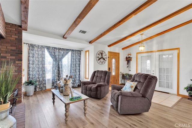 10276 Aster Road, Oak Hills, CA 92344