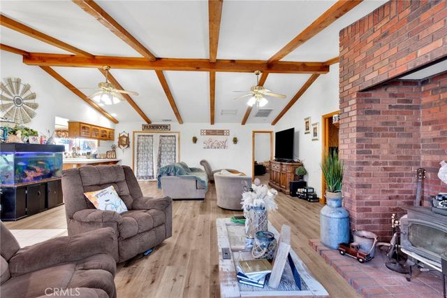 10276 Aster Road, Oak Hills, CA 92344