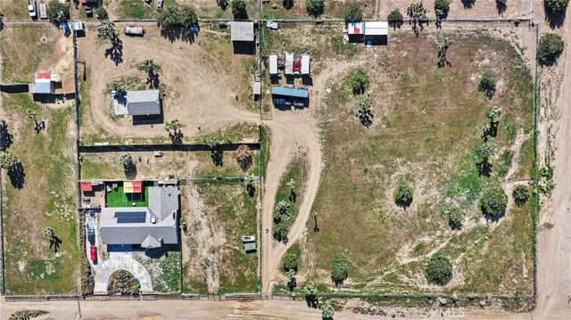 10276 Aster Road, Oak Hills, CA 92344
