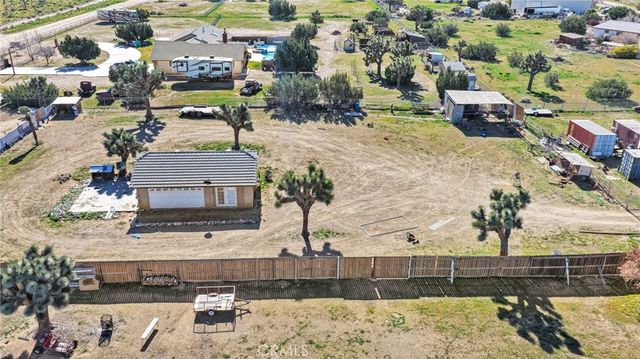 10276 Aster Road, Oak Hills, CA 92344
