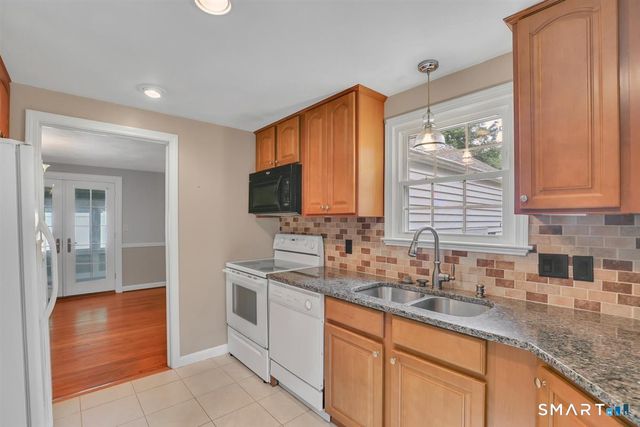 130 Barnsbee Lane, Coventry, CT 06238