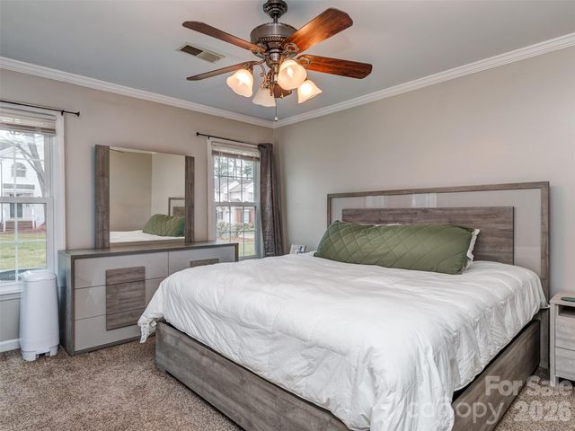 8603 Fox Chase Lane, Charlotte, NC 28269