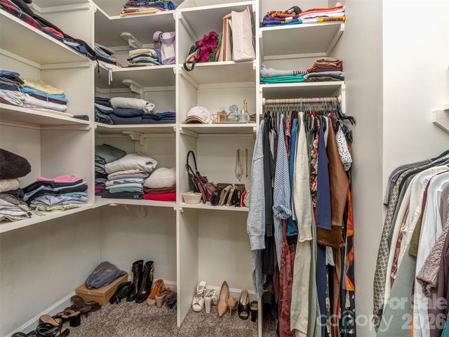 8603 Fox Chase Lane, Charlotte, NC 28269