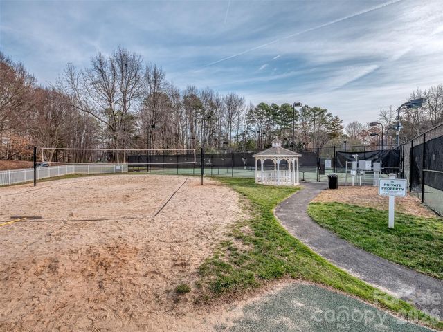 8603 Fox Chase Lane, Charlotte, NC 28269