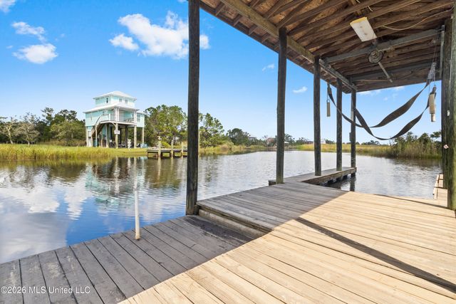 4166 Old Lazy River Road, Bay Saint Louis, MS 39520