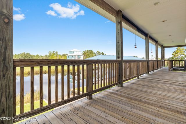 4166 Old Lazy River Road, Bay Saint Louis, MS 39520