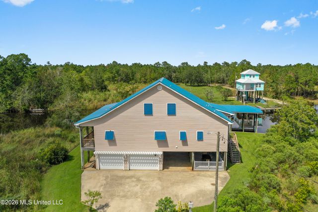 4166 Old Lazy River Road, Bay Saint Louis, MS 39520