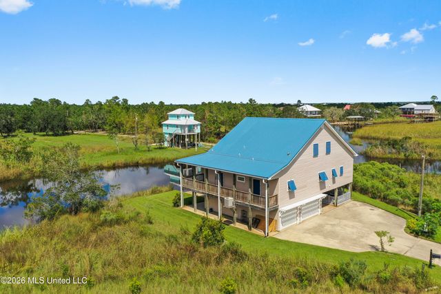 4166 Old Lazy River Road, Bay Saint Louis, MS 39520