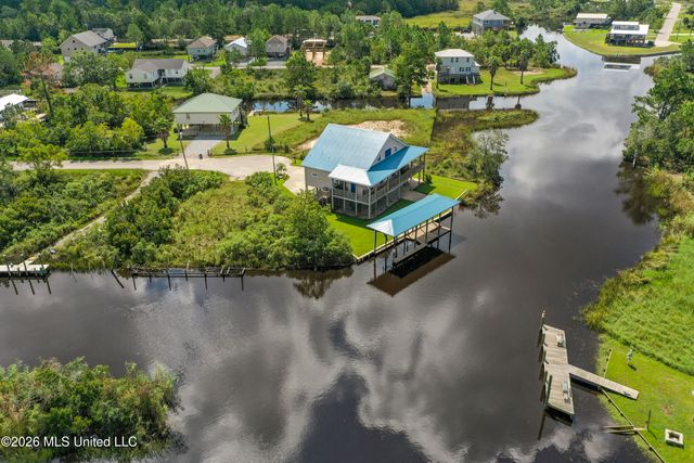 4166 Old Lazy River Road, Bay Saint Louis, MS 39520