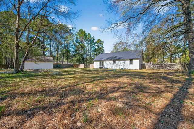 170 Walter Drive, Cleveland, TX 77328