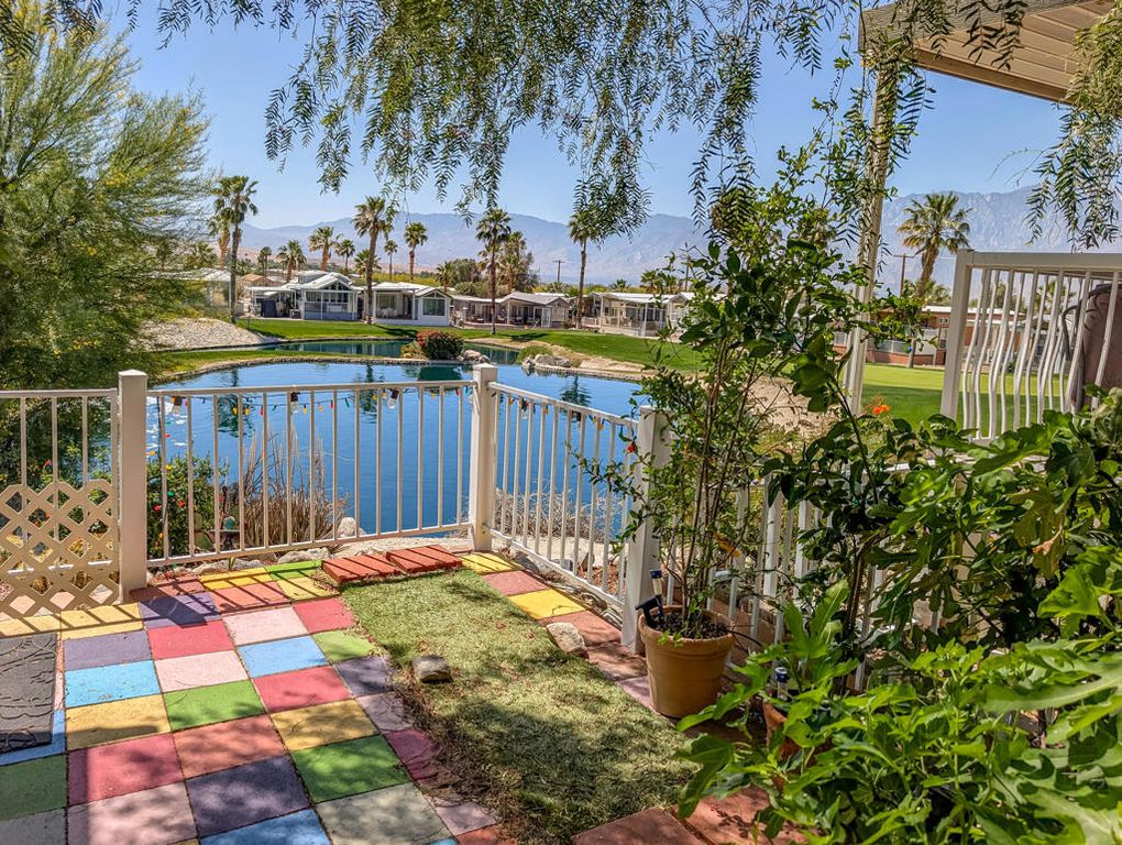 Image 33 of property listing at 70200 Dillon Road 665, Desert Hot Springs, CA 92241