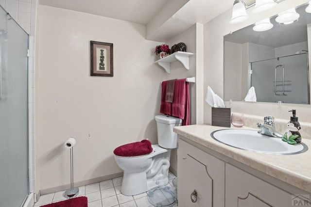 3 Queensbridge Dr, Pueblo, CO 81001