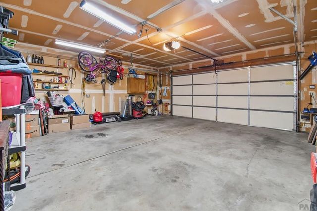 3 Queensbridge Dr, Pueblo, CO 81001