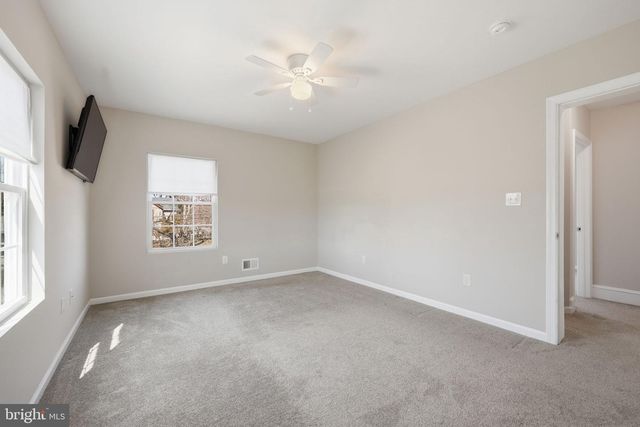 16 HEIGHTS AVE, Berlin, NJ 08009