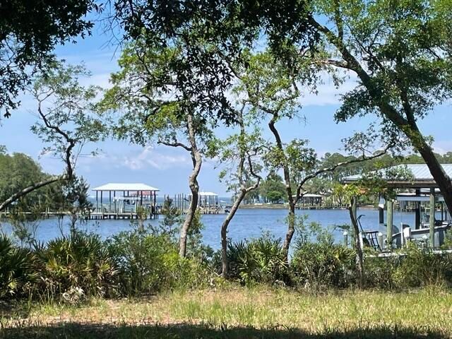 70 Driscoll Drive, Santa Rosa Beach, FL 32459
