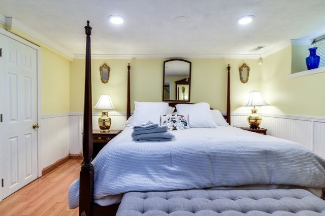 9 Raleigh Rd, Dover, MA 02030