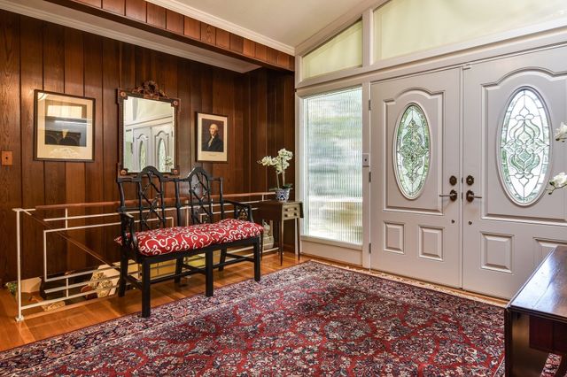 9 Raleigh Rd, Dover, MA 02030