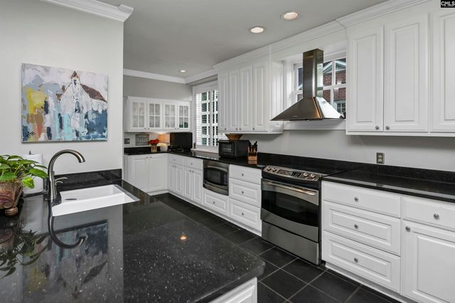 3902 Kenilworth Road, Columbia, SC 29205