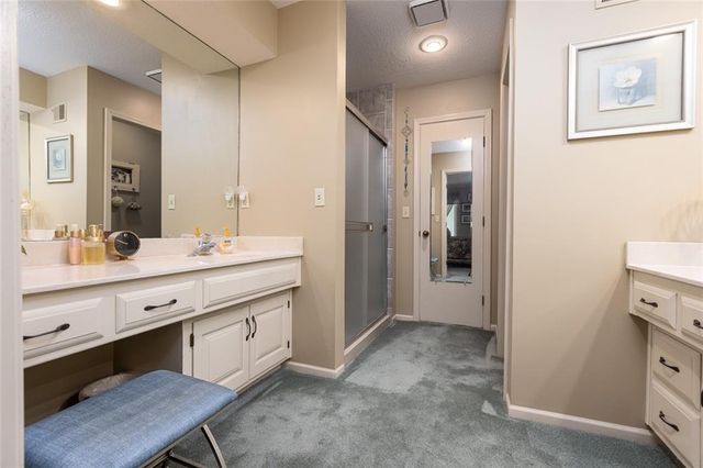 8594 Caenen Lake Court, Lenexa, KS 66215