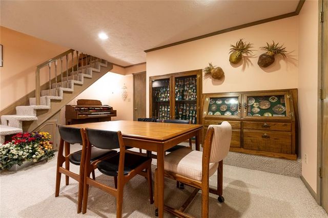 8594 Caenen Lake Court, Lenexa, KS 66215