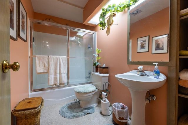 8594 Caenen Lake Court, Lenexa, KS 66215