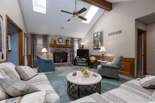 8594 Caenen Lake Court, Lenexa, KS 66215