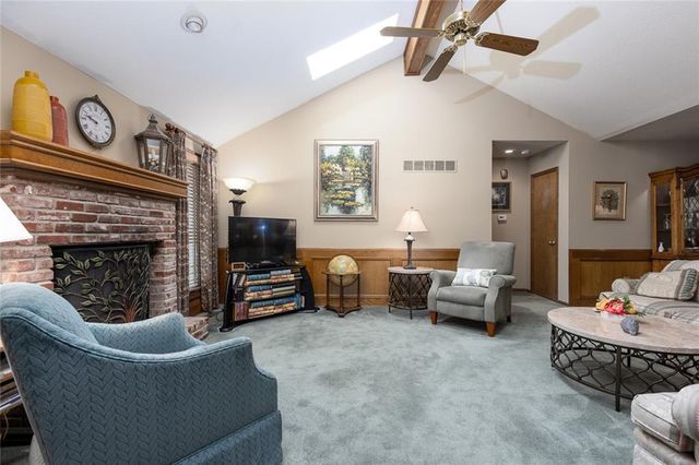 8594 Caenen Lake Court, Lenexa, KS 66215
