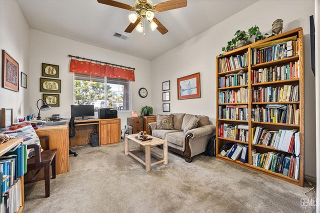 12601 Monterey Beach Drive, Bakersfield, CA 93311