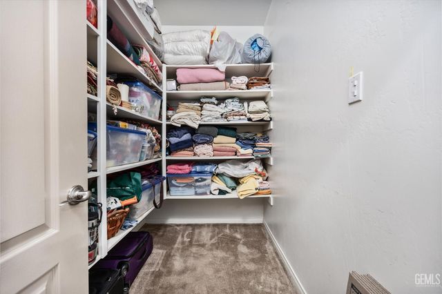 12601 Monterey Beach Drive, Bakersfield, CA 93311