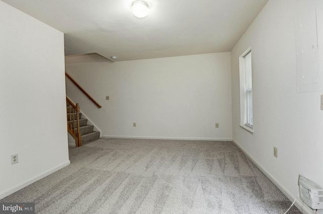 13122 KIDWELL FIELD RD, Herndon, VA 20171