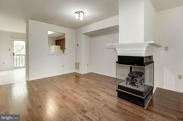 13122 KIDWELL FIELD RD, Herndon, VA 20171