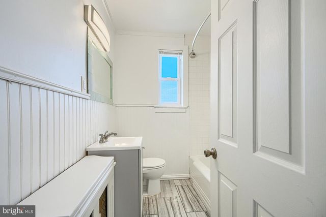 2504 LIBERTY PKWY, Baltimore, MD 21222