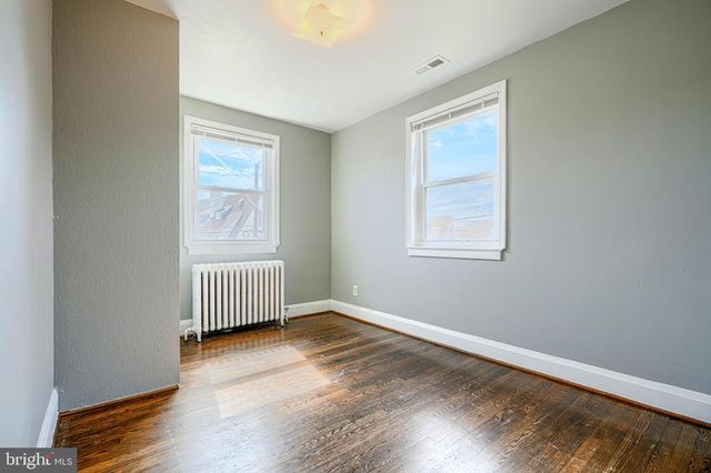 2504 LIBERTY PKWY, Baltimore, MD 21222