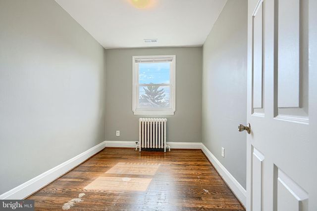 2504 LIBERTY PKWY, Baltimore, MD 21222