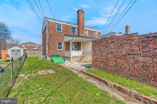 2504 LIBERTY PKWY, Baltimore, MD 21222