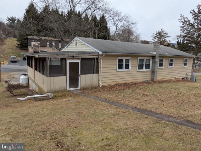 504 FRONT ST, Marysville, PA 17053