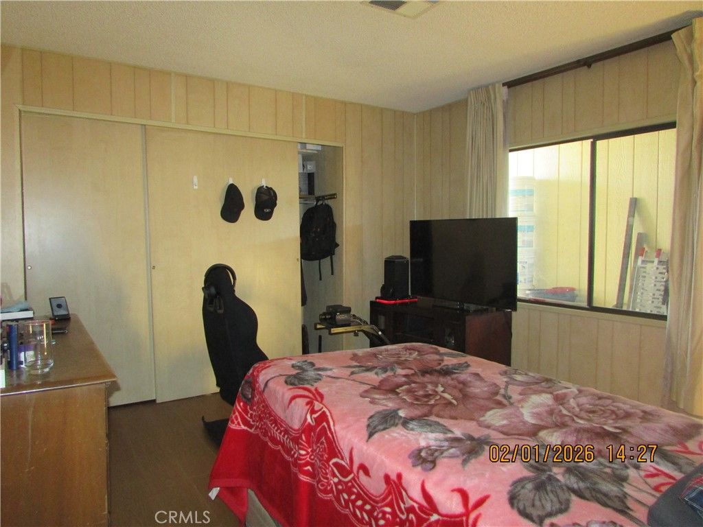 Image 14 of property listing at 601 Kirby Street, Hemet, CA 92545