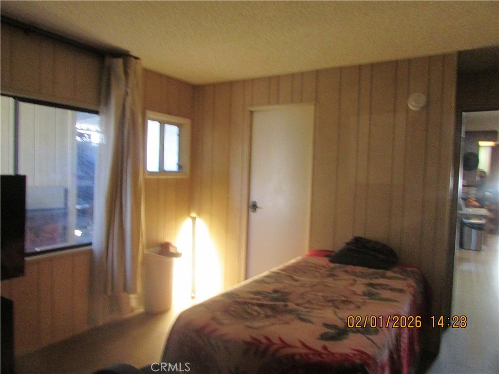 Image 15 of property listing at 601 Kirby Street, Hemet, CA 92545