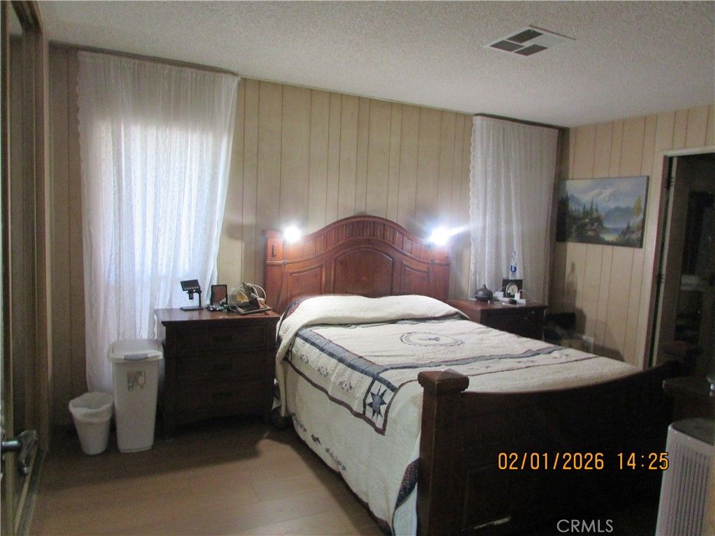 Image 9 of property listing at 601 Kirby Street, Hemet, CA 92545