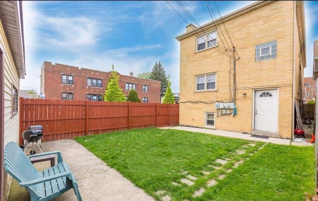 5057 W Dakin Street G, Chicago, IL 60641