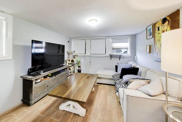 5057 W Dakin Street G, Chicago, IL 60641