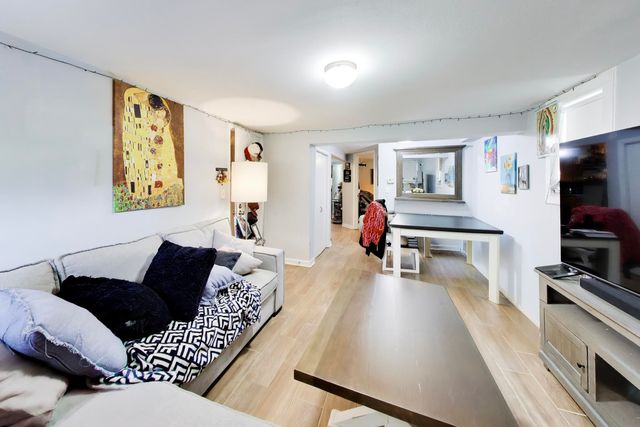 5057 W Dakin Street G, Chicago, IL 60641