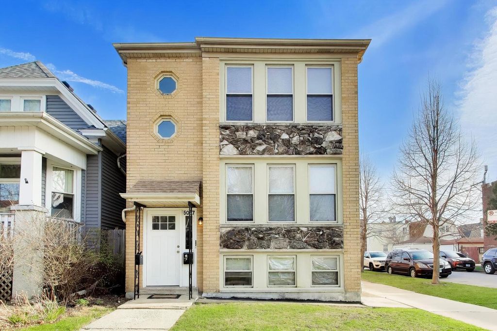 5057 W Dakin Street G, Chicago, IL 60641