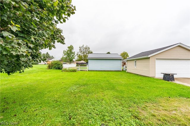 160 Page Street NW, Massillon, OH 44647