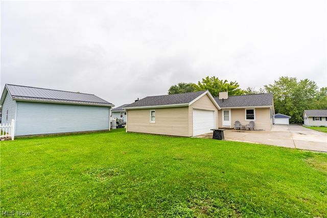 160 Page Street NW, Massillon, OH 44647