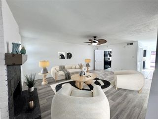 9901 Sharpcrest Street M6, Houston, TX 77036