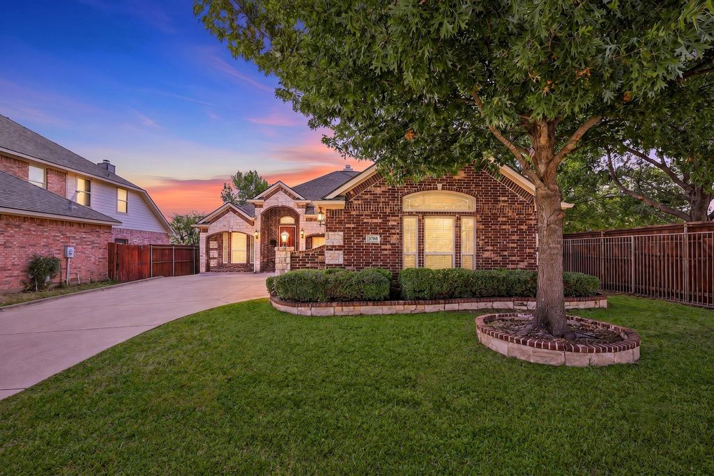 3700 Monica Lane, Fort Worth, TX 76244 — exterior