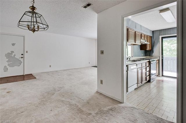 2855 Treestead Circle, Greensboro, NC 27410