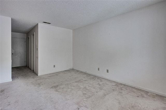 2855 Treestead Circle, Greensboro, NC 27410