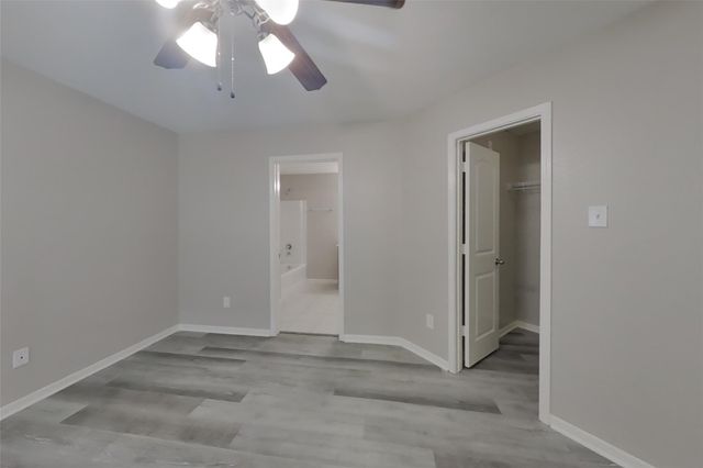 628 Totem Trail Drive, La Marque, TX 77568